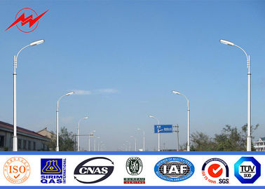 จีน 12m Q235 Hot Dip Galvanized Street Lamp Pole With Cross Arm 1.8 Safety Factor ผู้ผลิต