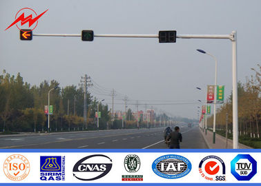 จีน 7M Traffic Light Pole Gr65 4m / 6m Galvanized Road Light Poles With 9M Bracket ผู้ผลิต