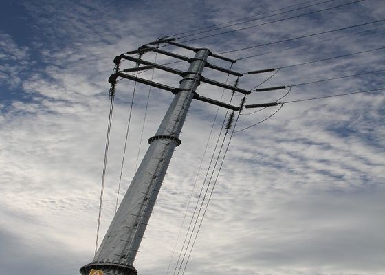 Octagonal Round Section Steel Utility Poles 14m 2.5KN With Galvanization ASTM A 123 ผู้ผลิต