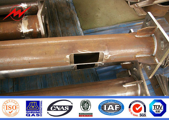 โคมไฟสนามเสาสูง 25 เมตรพร้อมระบบยกของ