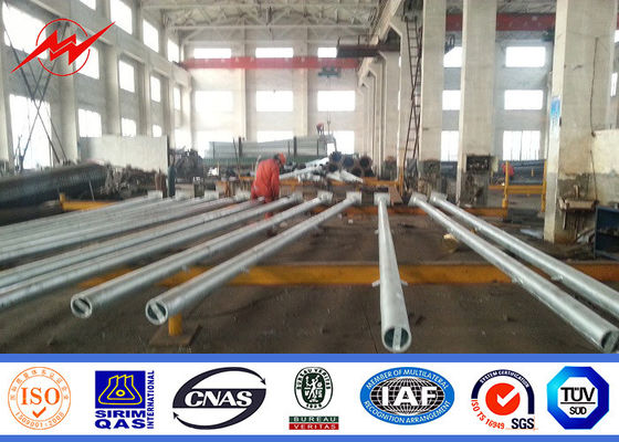 แขนจับคู่ขนาด 7 เมตรเหล็กชุบสังกะสีร้อนสำหรับไฟถนน