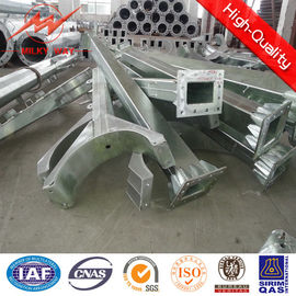 เครื่องวัดแสงอาทิตย์ ตะกอนไฟฟ้าทางถนนสี่เหลี่ยม Q235 Q345 ตะกอนไฟเหล็ก 7m 8m 9m