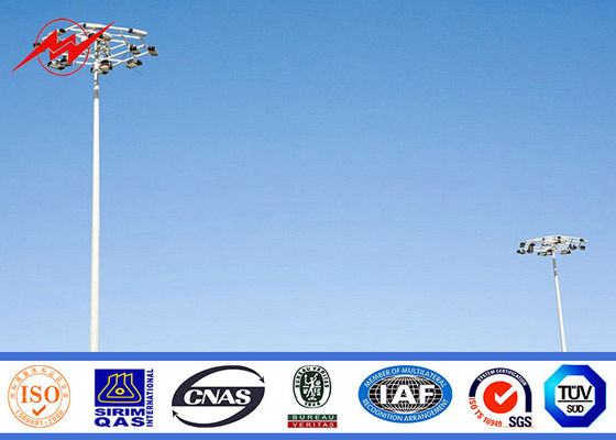 หกเหลี่ยม / แปดเหลี่ยม 25 ม. 30 เมตรเสาไฟเสาสูงที่มีระบบรอกแบบ Aotumatic Hoisting System