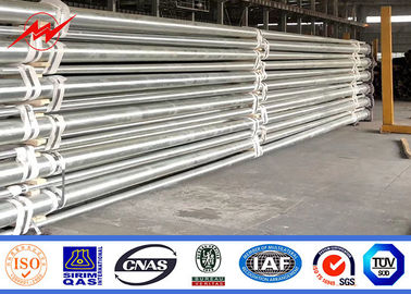 สายไฟเหล็กขนาด 6m 7m 8m สําหรับไฟฟ้าถนนประเภท Flange แบบที่มีความทนทานต่อลมสูง
