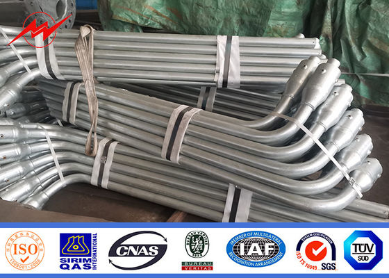 เครื่องวัดแสงอาทิตย์ ตะกอนไฟฟ้าทางถนนสี่เหลี่ยม Q235 Q345 ตะกอนไฟเหล็ก 7m 8m 9m